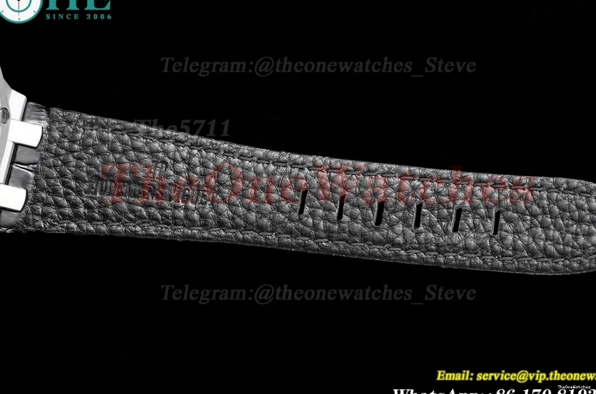 Num LE Royal Grey Oak Offshore RSF SS Mod A3126 42mm 0424